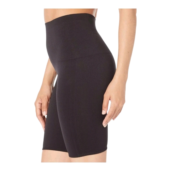 NWT Spanx Lamn Biker Short Very Black #50180R / Shapewear/ Athleticwear - Picture 3 of 9